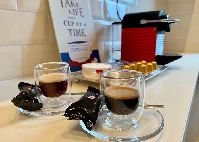 Apartment Hideout In Style With Free Parking - Luxury Budapest