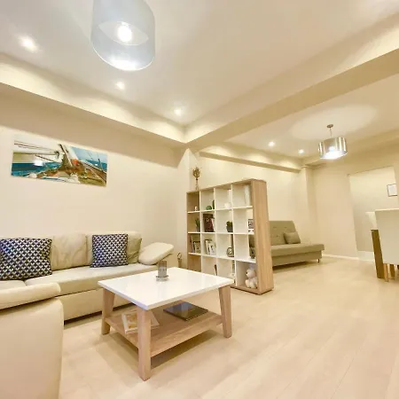 Hideout In Style With Free Parking - Luxury Daire *